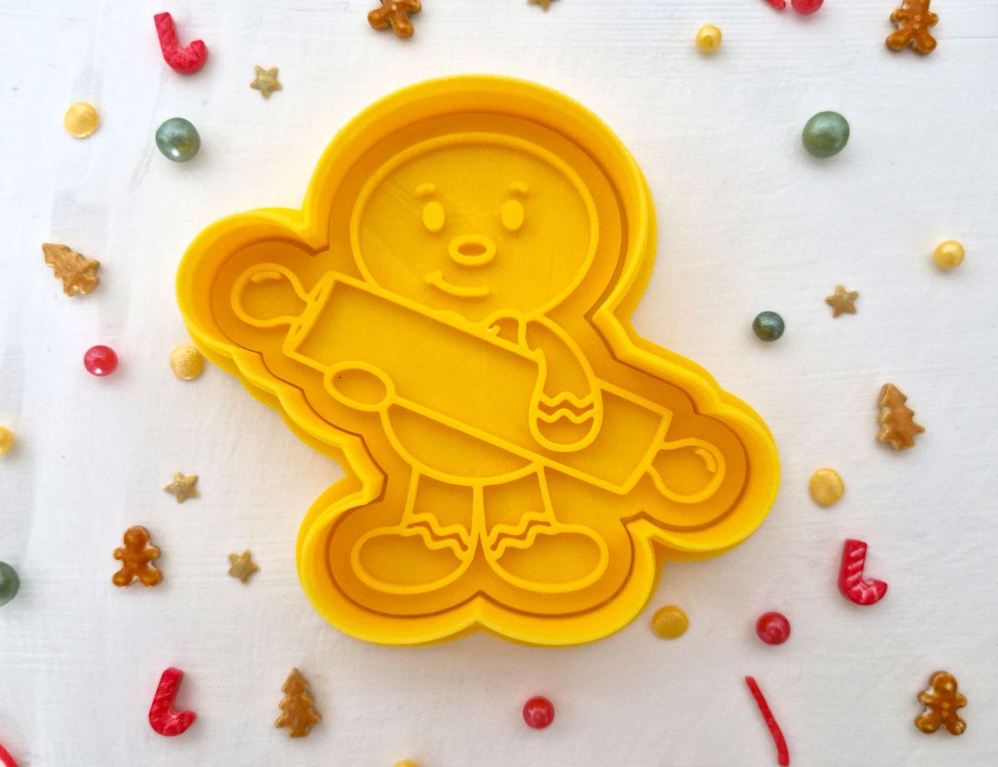 Gingerbread Boy Baker - Christmas Cookie Cutter